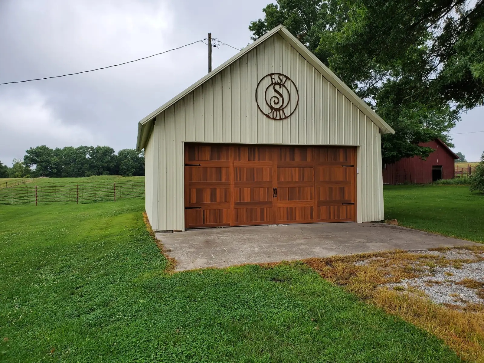 CSI Overhead Doors, family-owned garage door sales and service in Trenton, Missouri